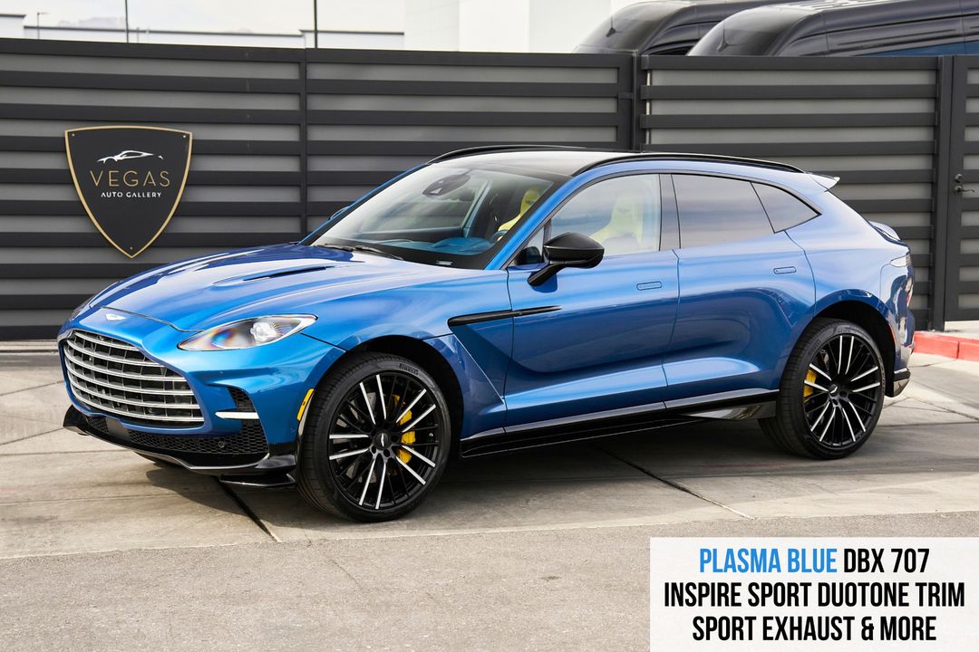 2023 Aston Martin DBX