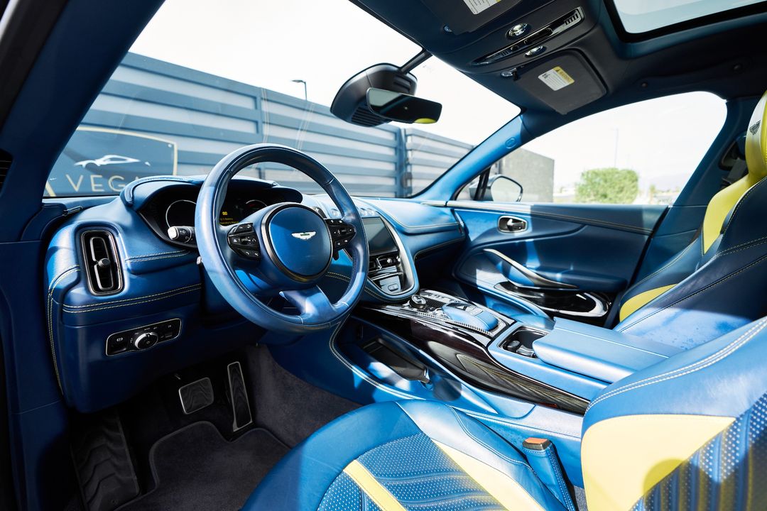 2023 Aston Martin DBX