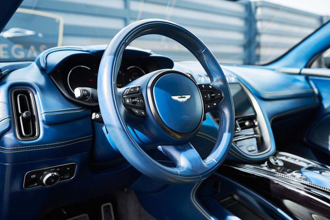 2023 Aston Martin DBX