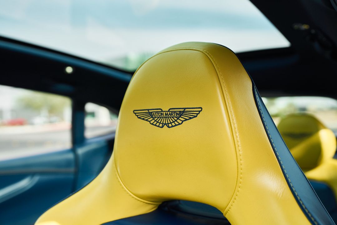 2023 Aston Martin DBX