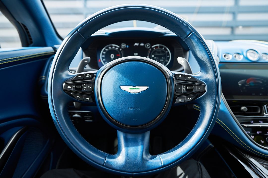 2023 Aston Martin DBX