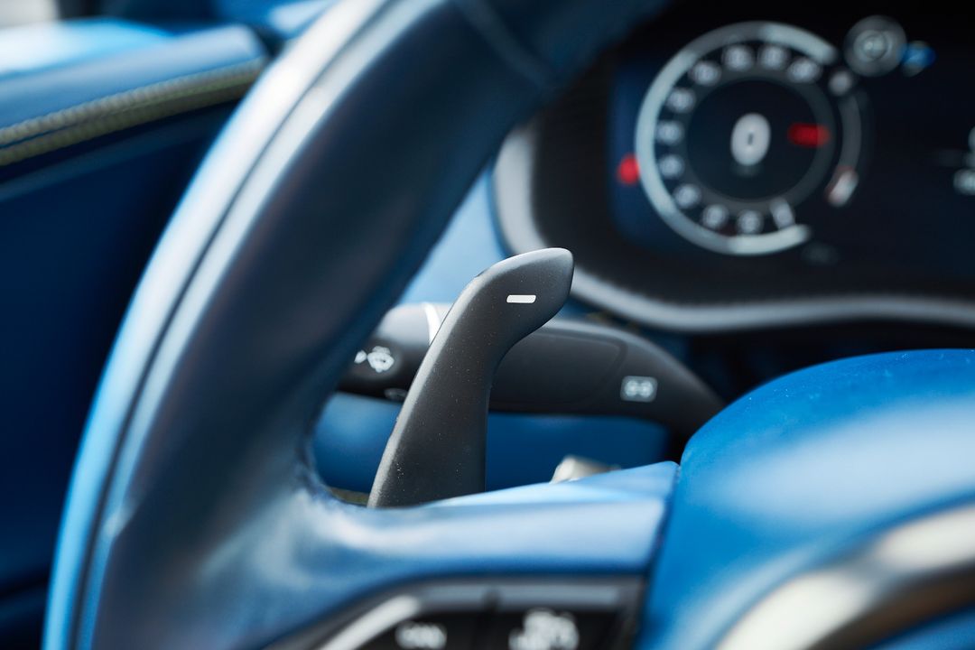 2023 Aston Martin DBX