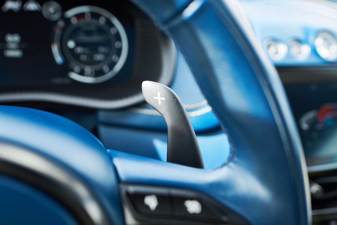 2023 Aston Martin DBX