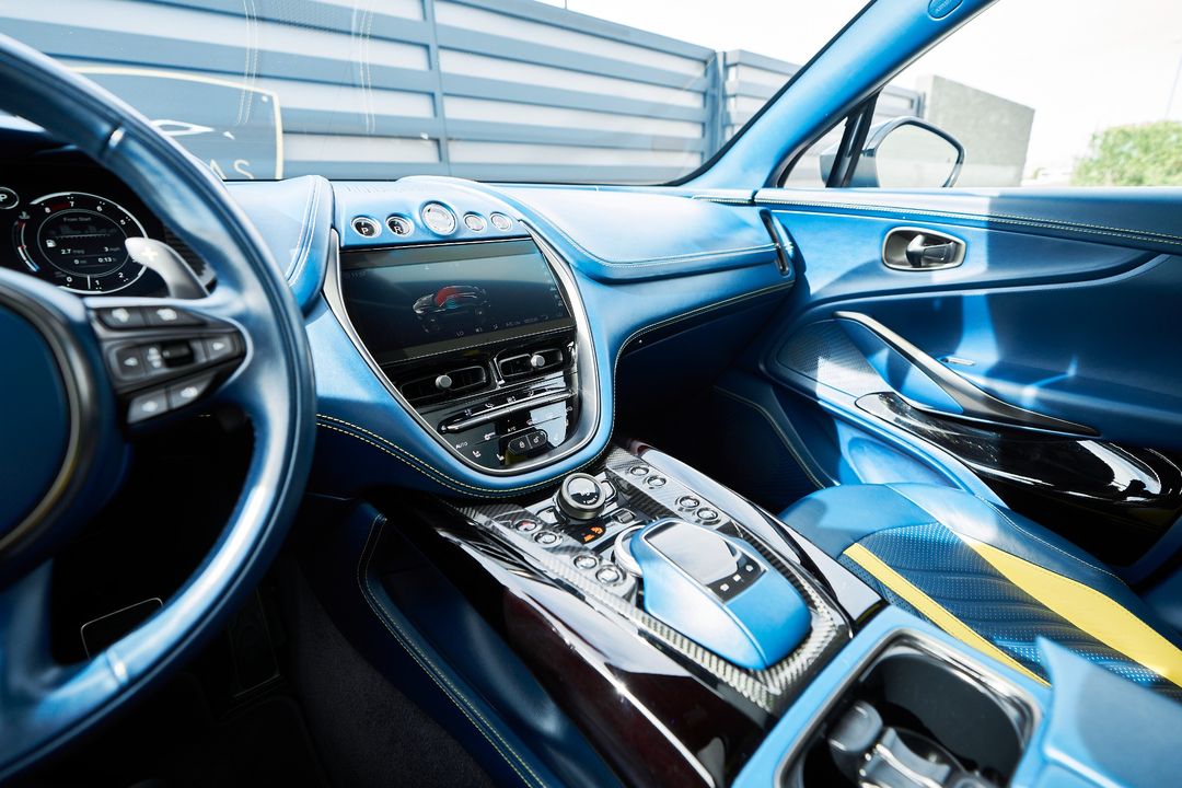 2023 Aston Martin DBX