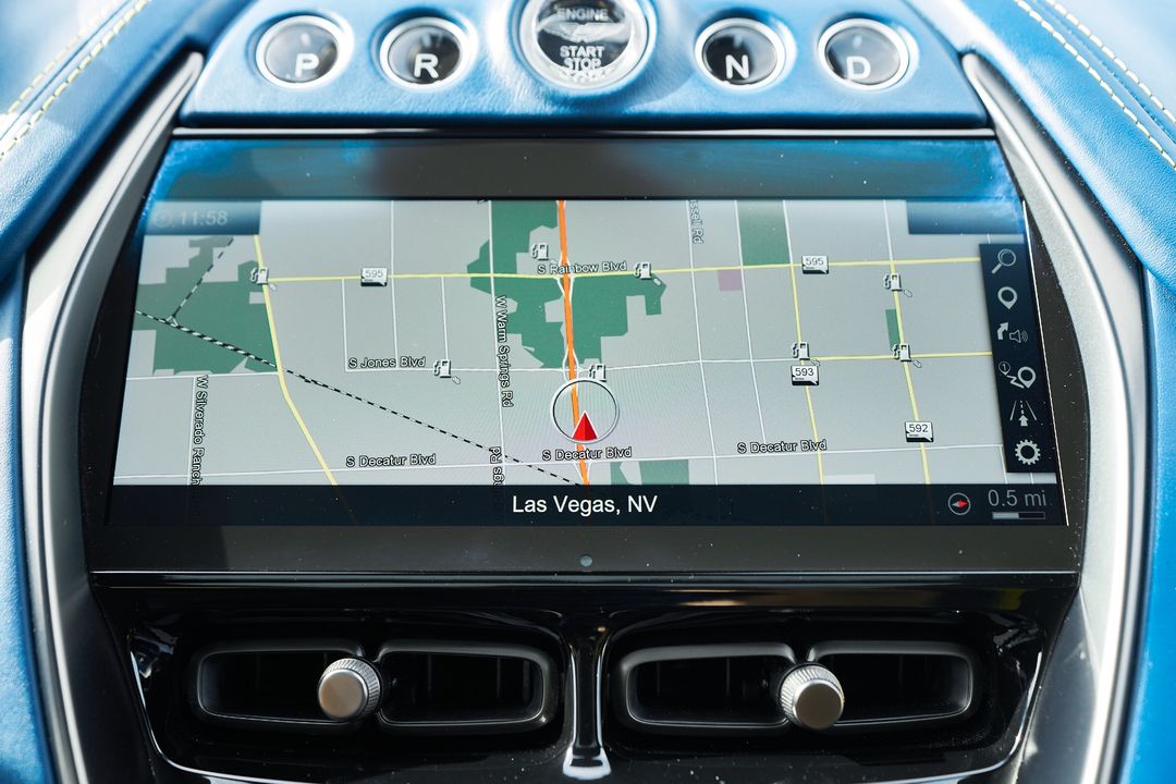 2023 Aston Martin DBX