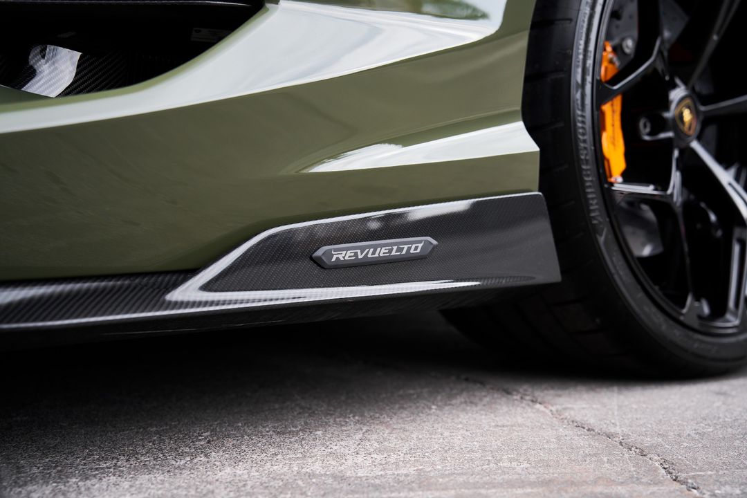 2024 Lamborghini Revuelto