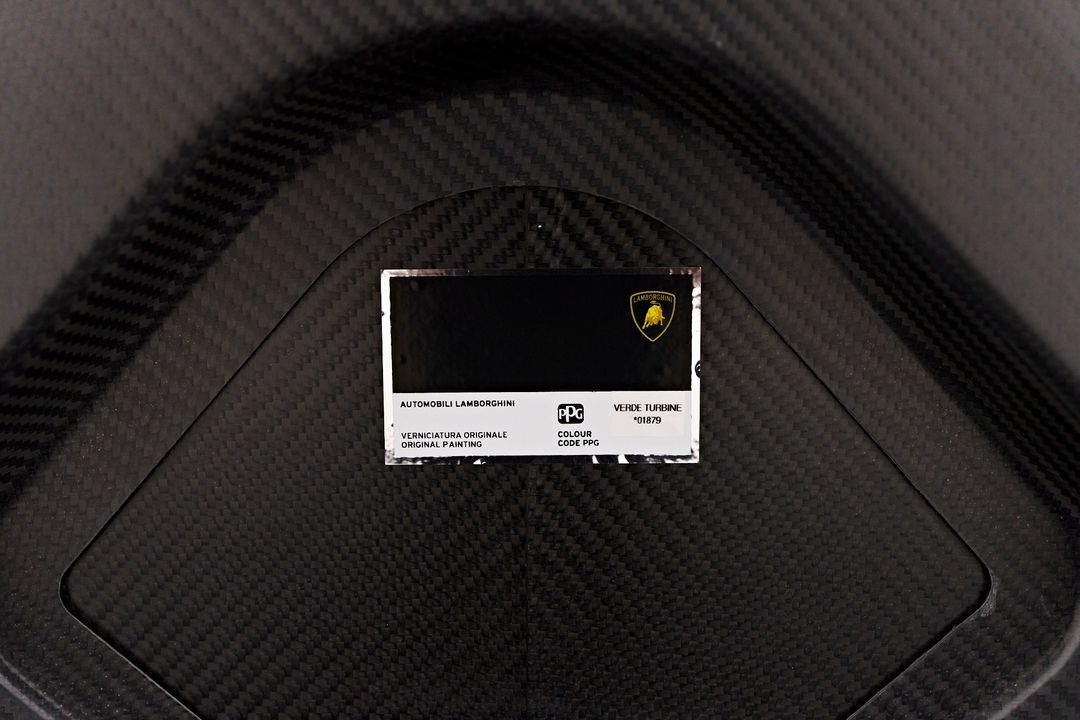 2024 Lamborghini Revuelto