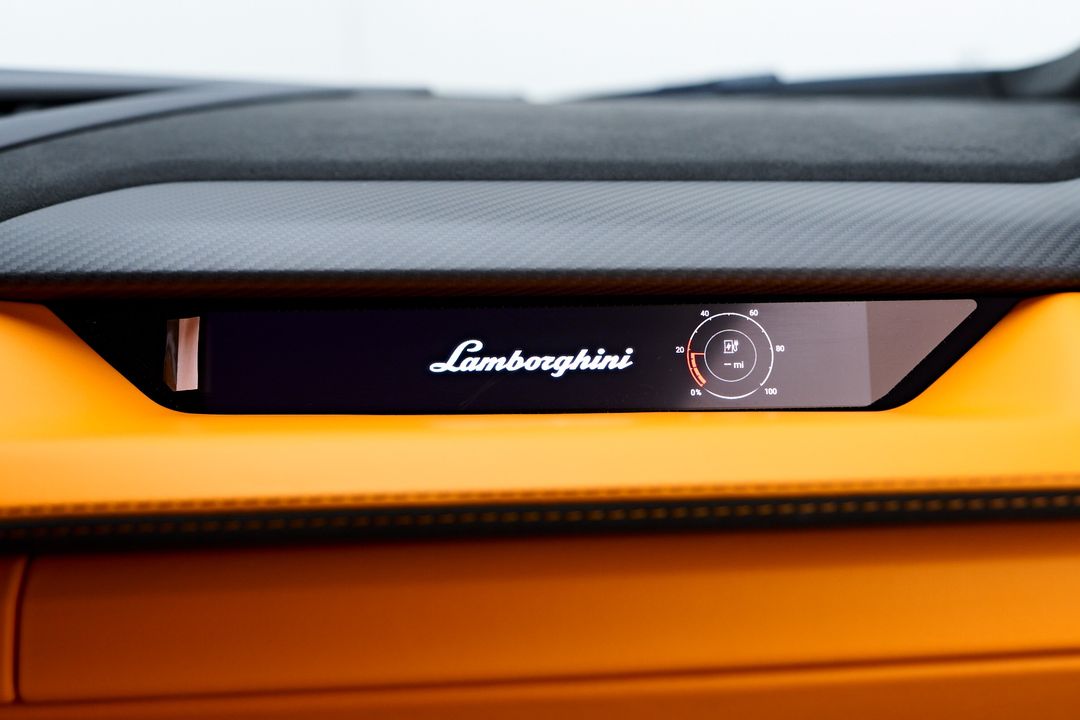 2024 Lamborghini Revuelto