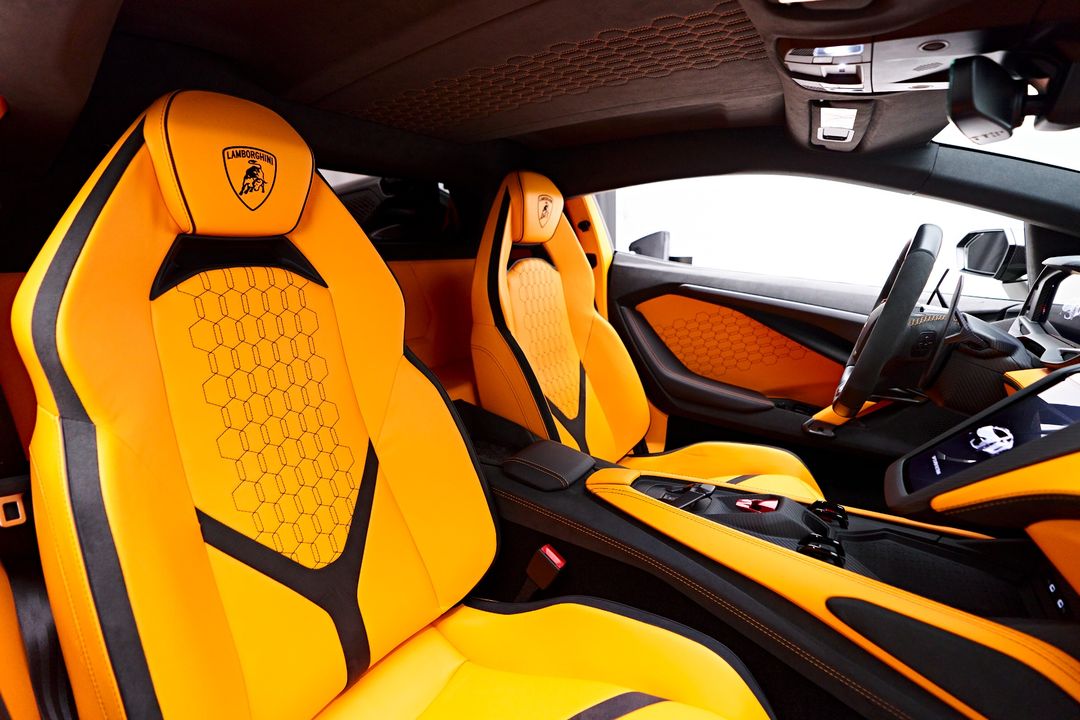 2024 Lamborghini Revuelto