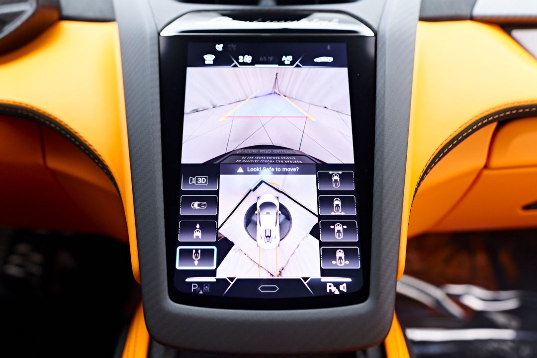 2024 Lamborghini Revuelto