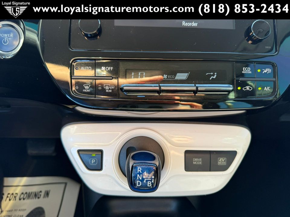 2016 Toyota Prius