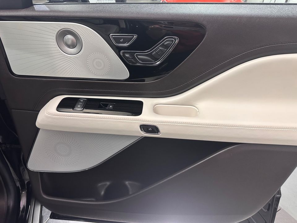 2022 Lincoln Aviator