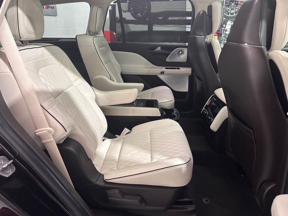 2022 Lincoln Aviator