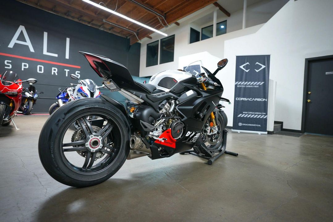 2023 Ducati Panigale V4 SP2