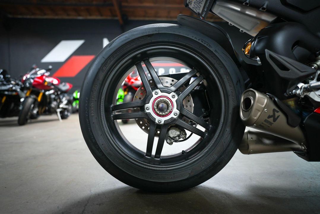 2023 Ducati Panigale V4 SP2