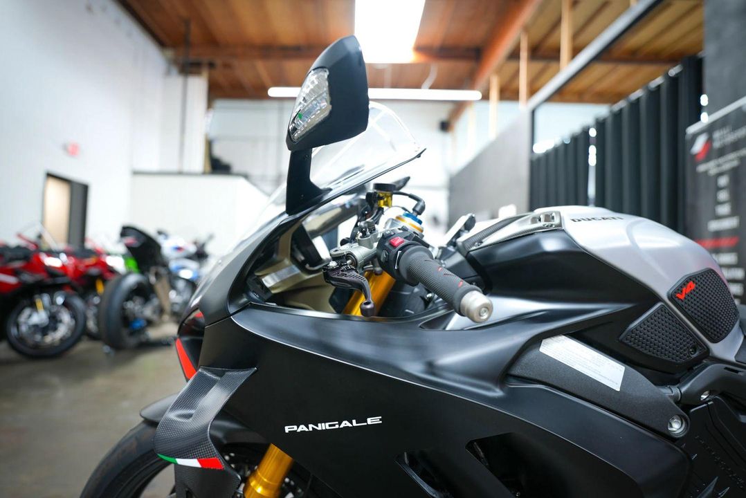 2023 Ducati Panigale V4 SP2