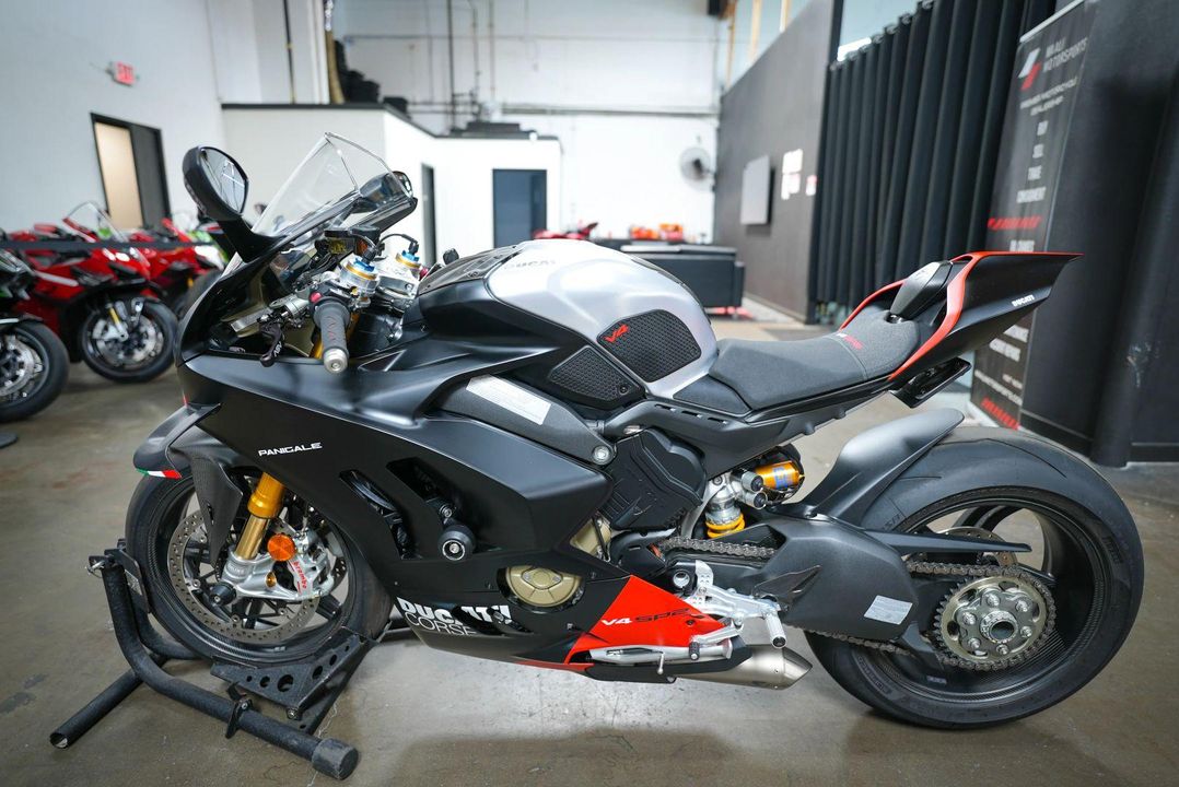 2023 Ducati Panigale V4 SP2