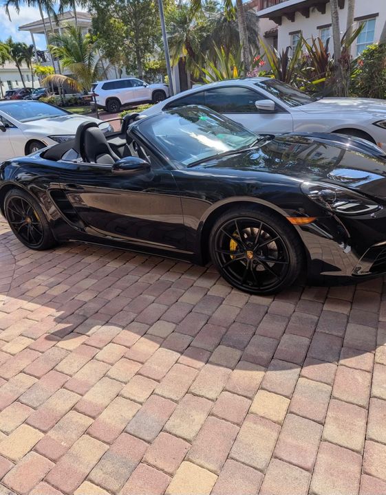 2022 Porsche 718 Boxster