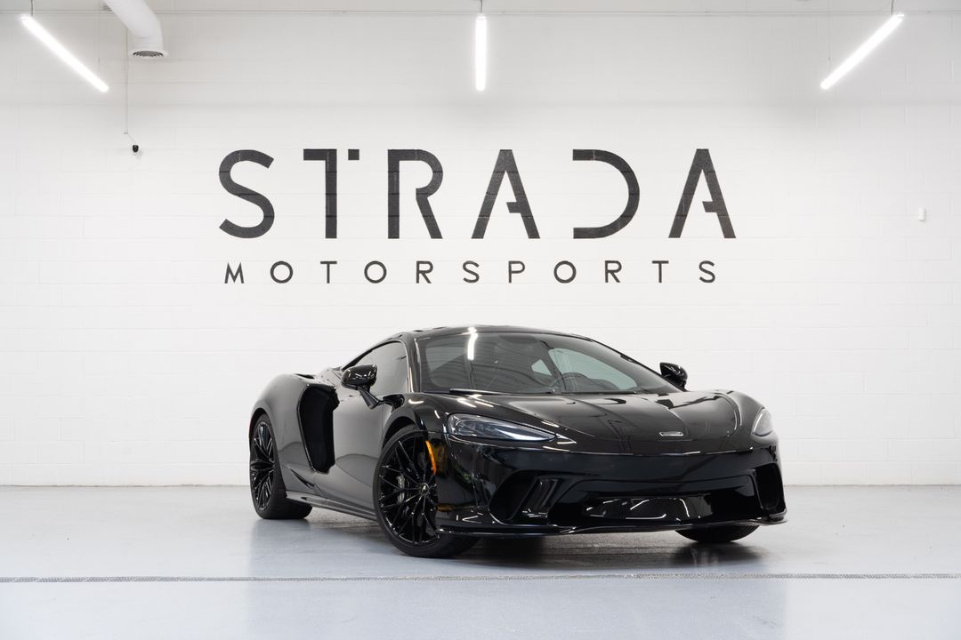 2022 McLaren GT