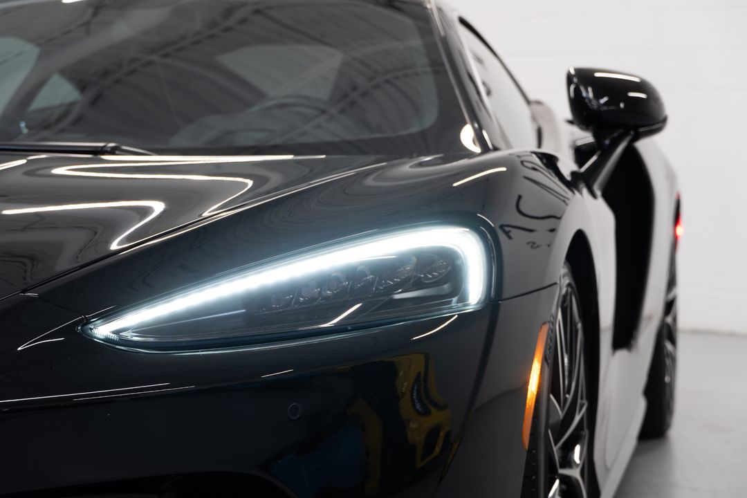 2022 McLaren GT