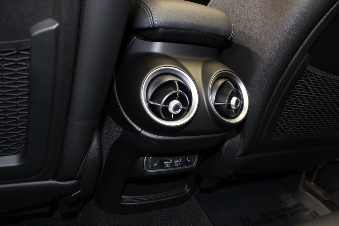 2023 Alfa Romeo Stelvio