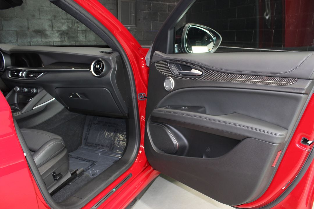 2023 Alfa Romeo Stelvio