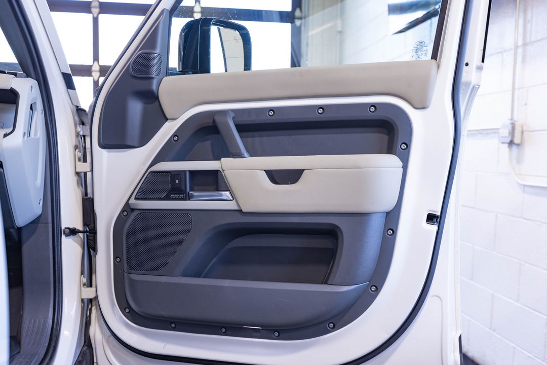 2022 Land Rover Defender