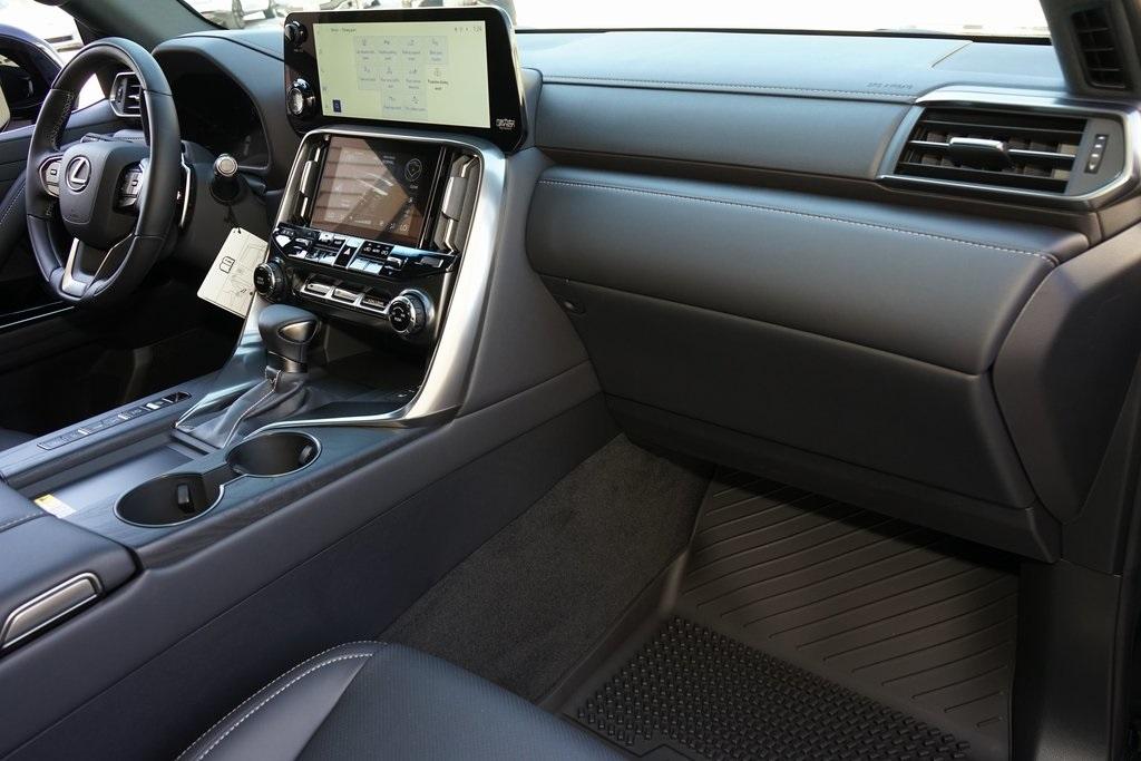 2025 Lexus LX 600