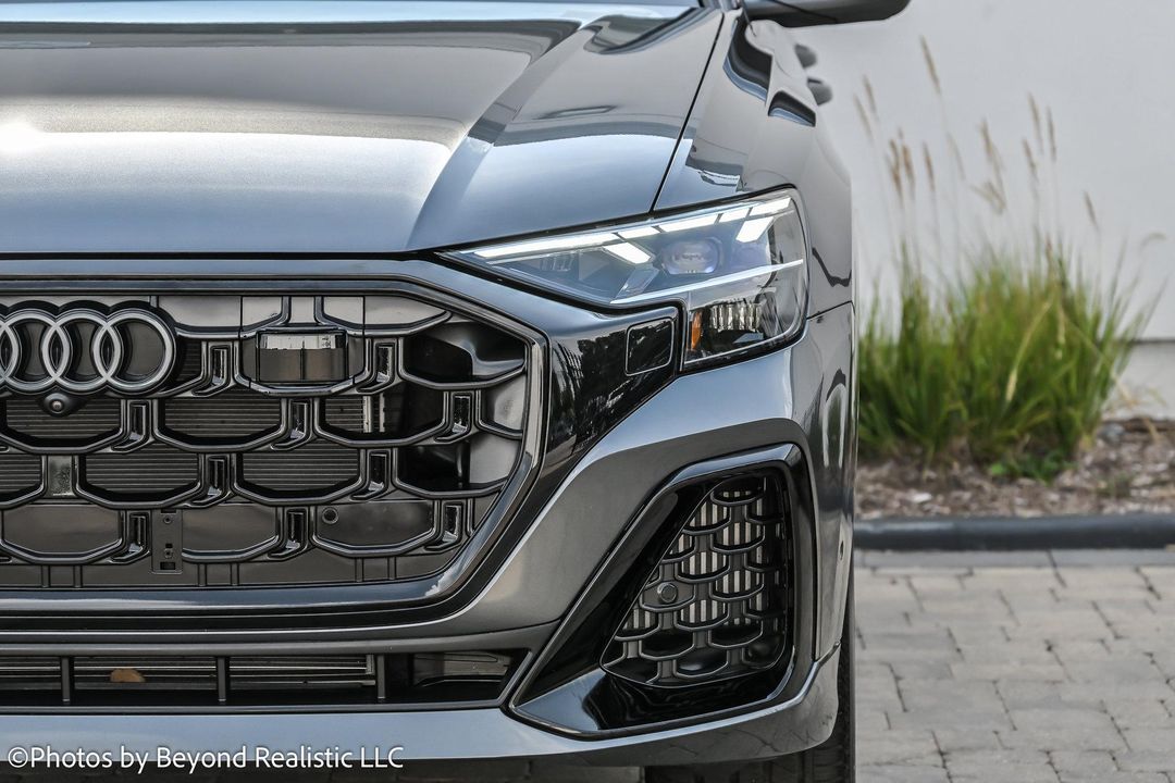 2024 Audi Q8