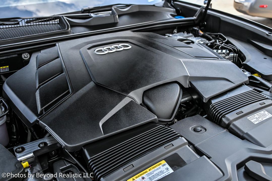2024 Audi Q8