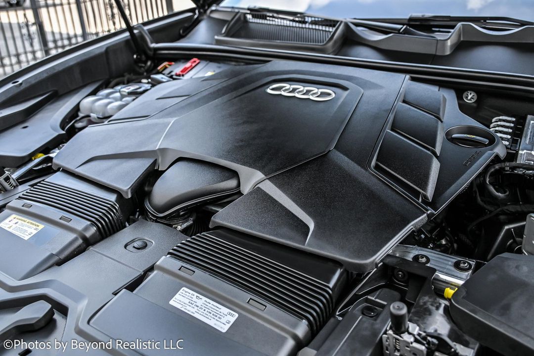 2024 Audi Q8