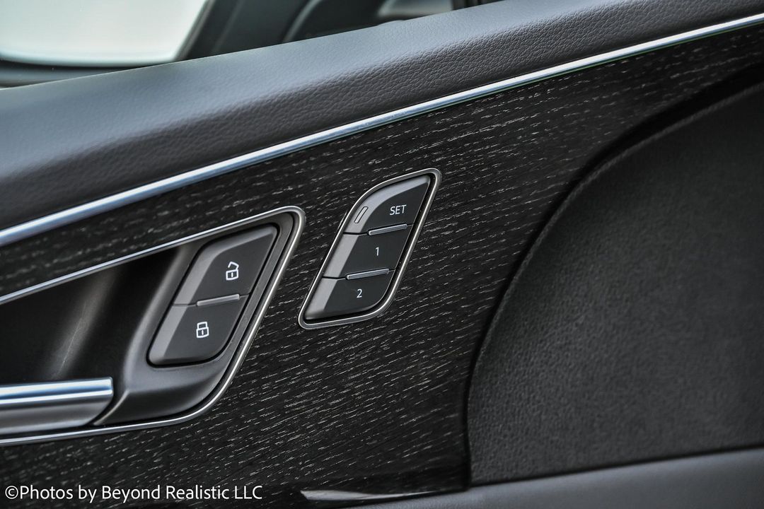 2024 Audi Q8