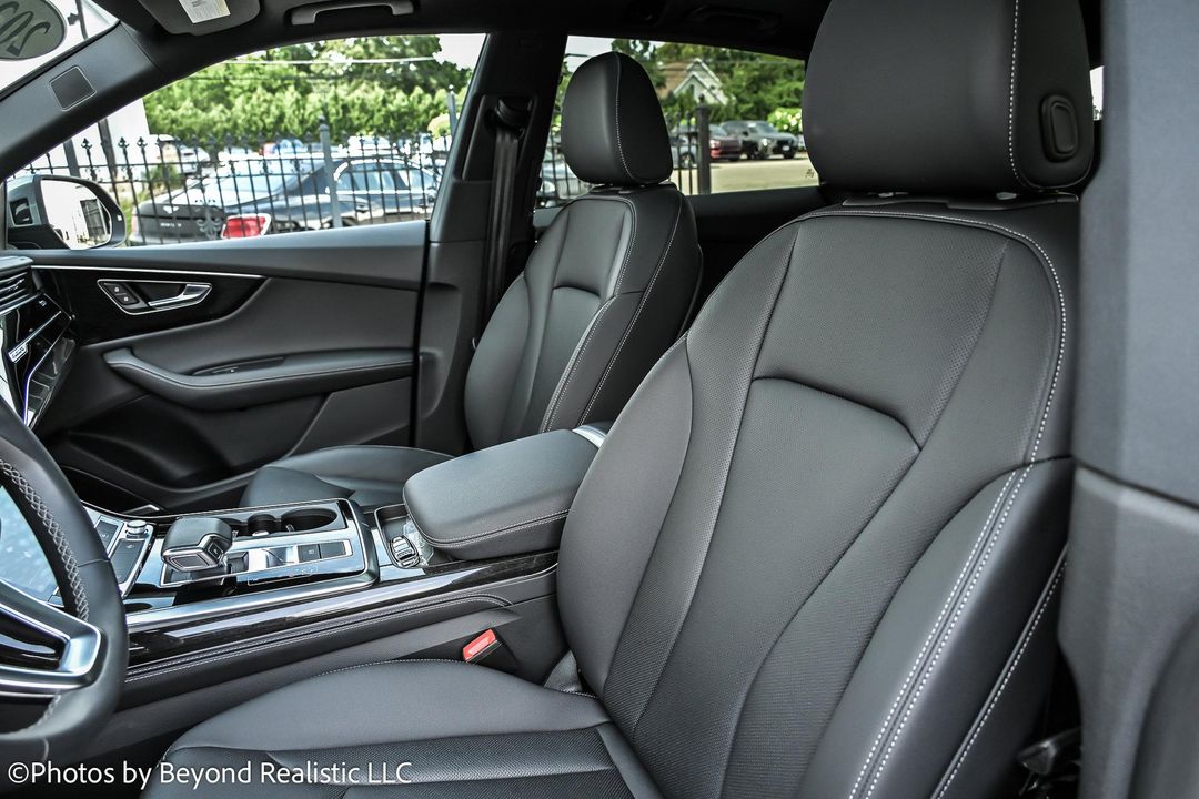2024 Audi Q8