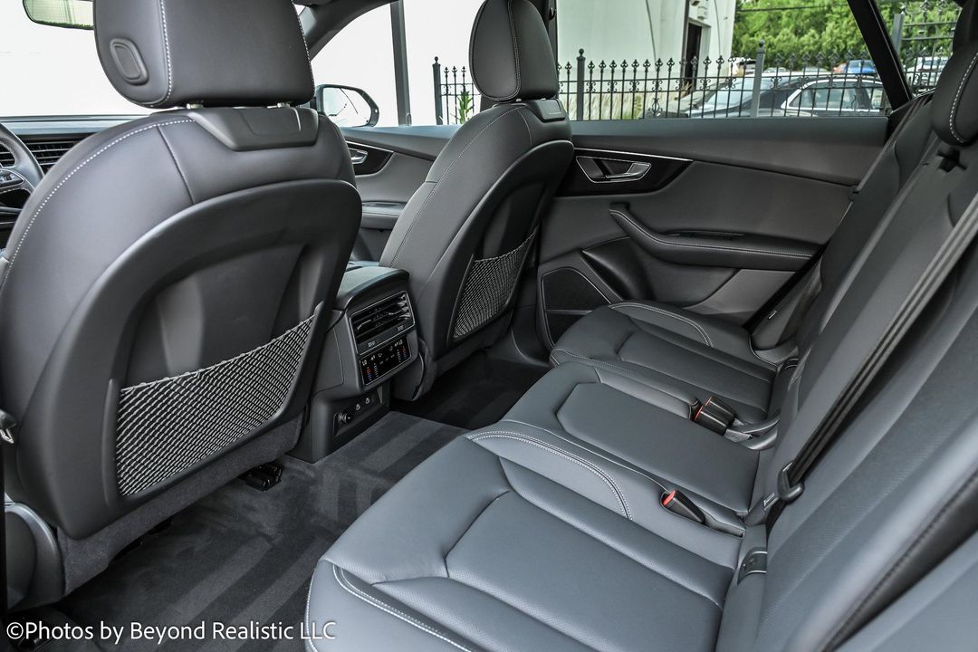 2024 Audi Q8