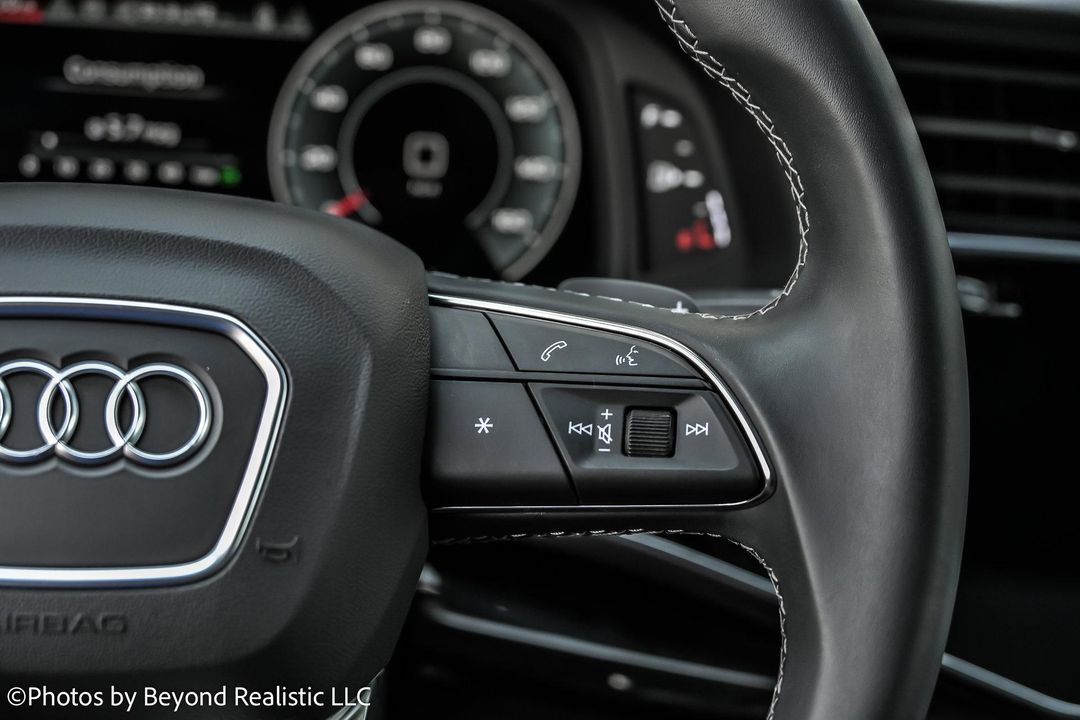 2024 Audi Q8