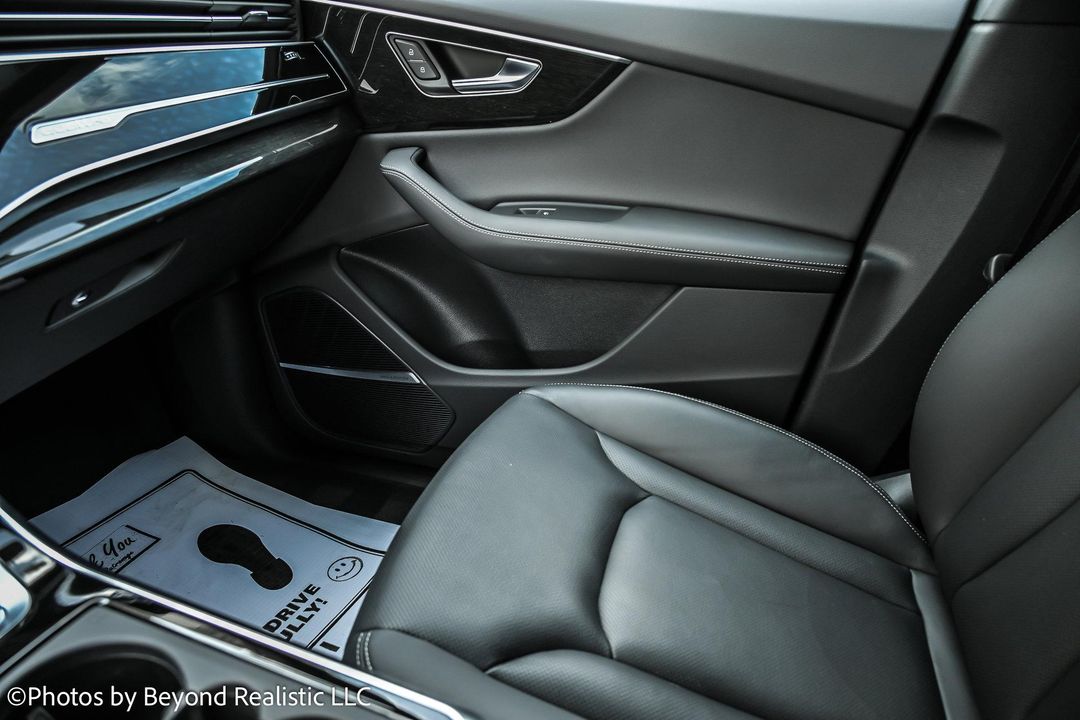 2024 Audi Q8