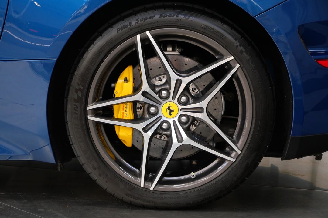 2017 Ferrari California T