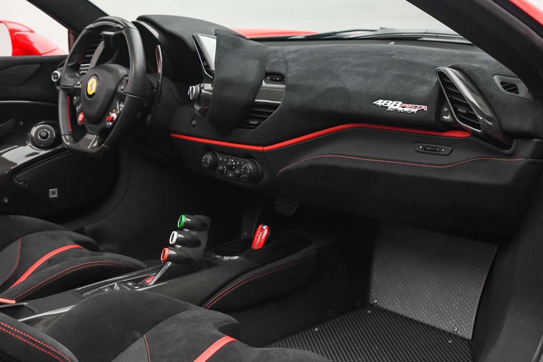 2019 Ferrari 488 Pista