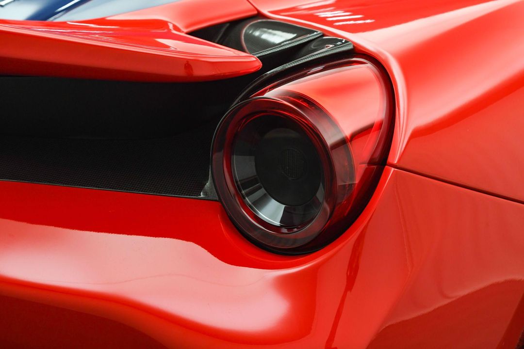 2019 Ferrari 488 Pista