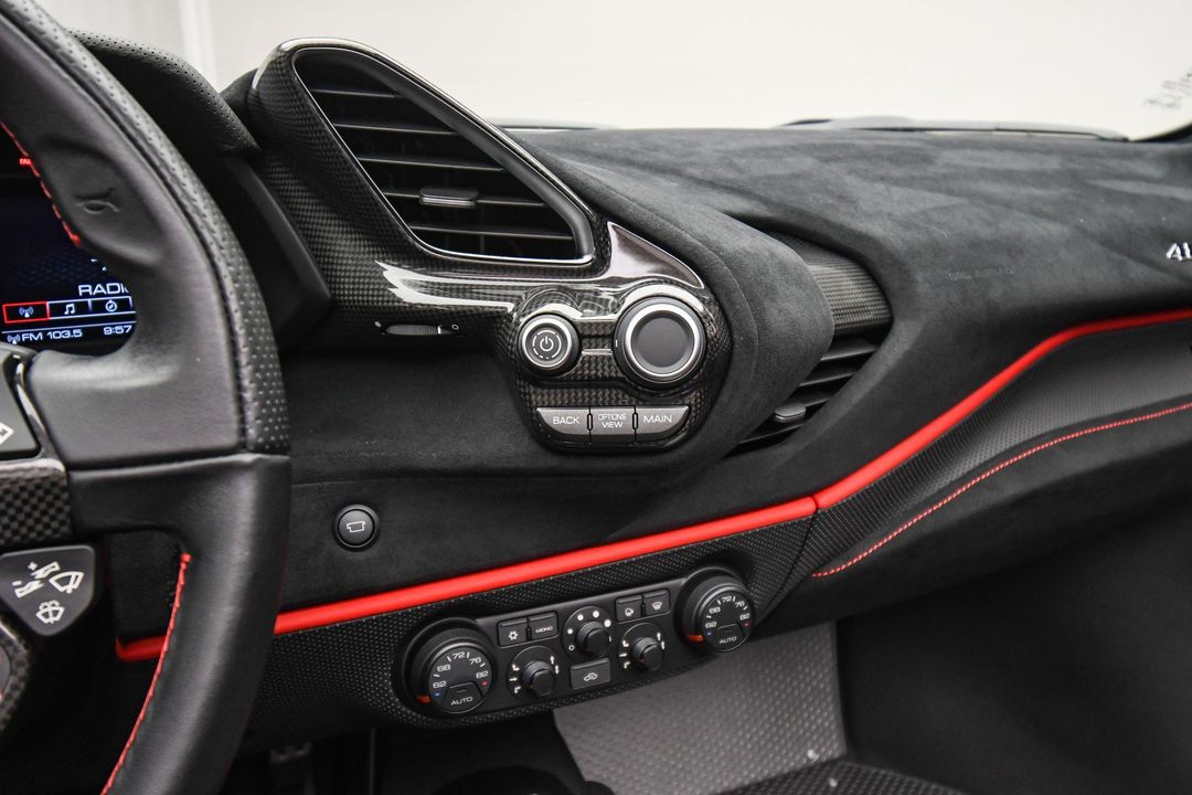 2019 Ferrari 488 Pista