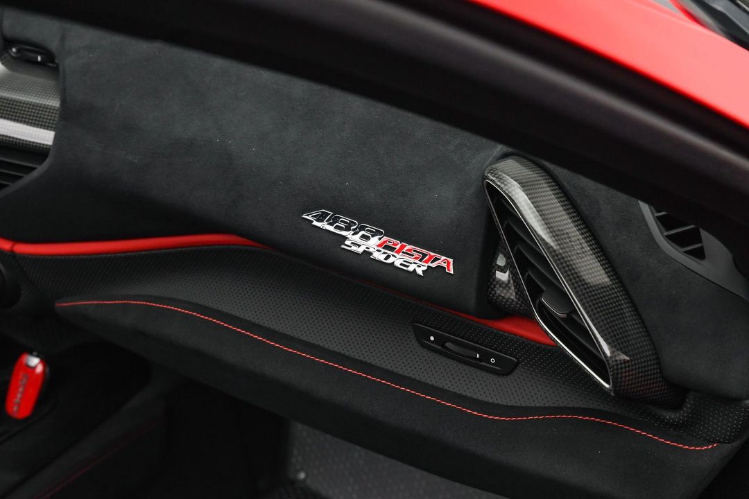 2019 Ferrari 488 Pista