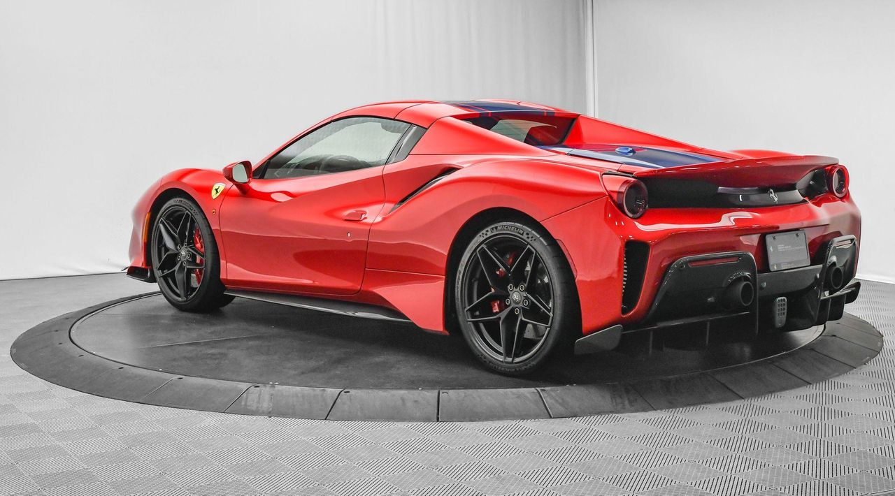 2019 Ferrari 488 Pista