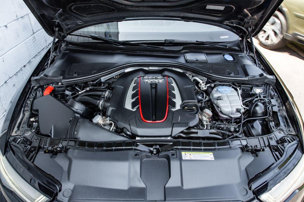 2016 AUDI S6