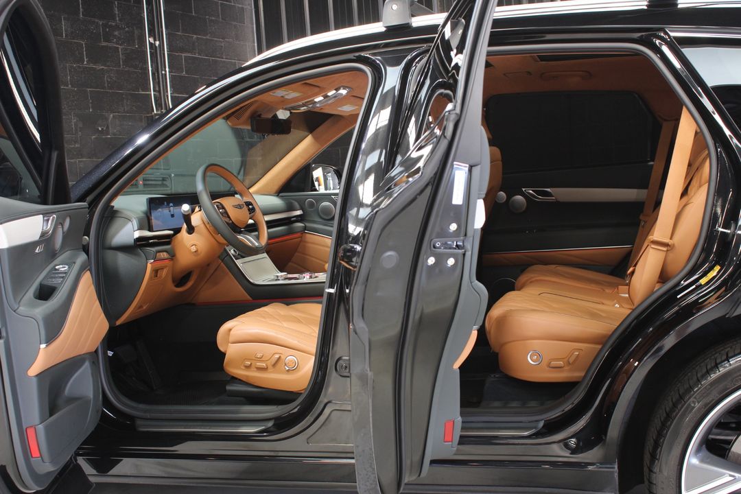 2025 Genesis GV80