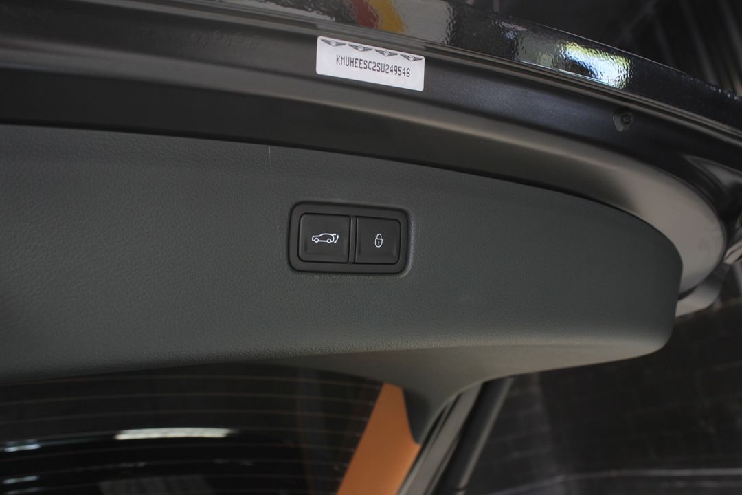 2025 Genesis GV80