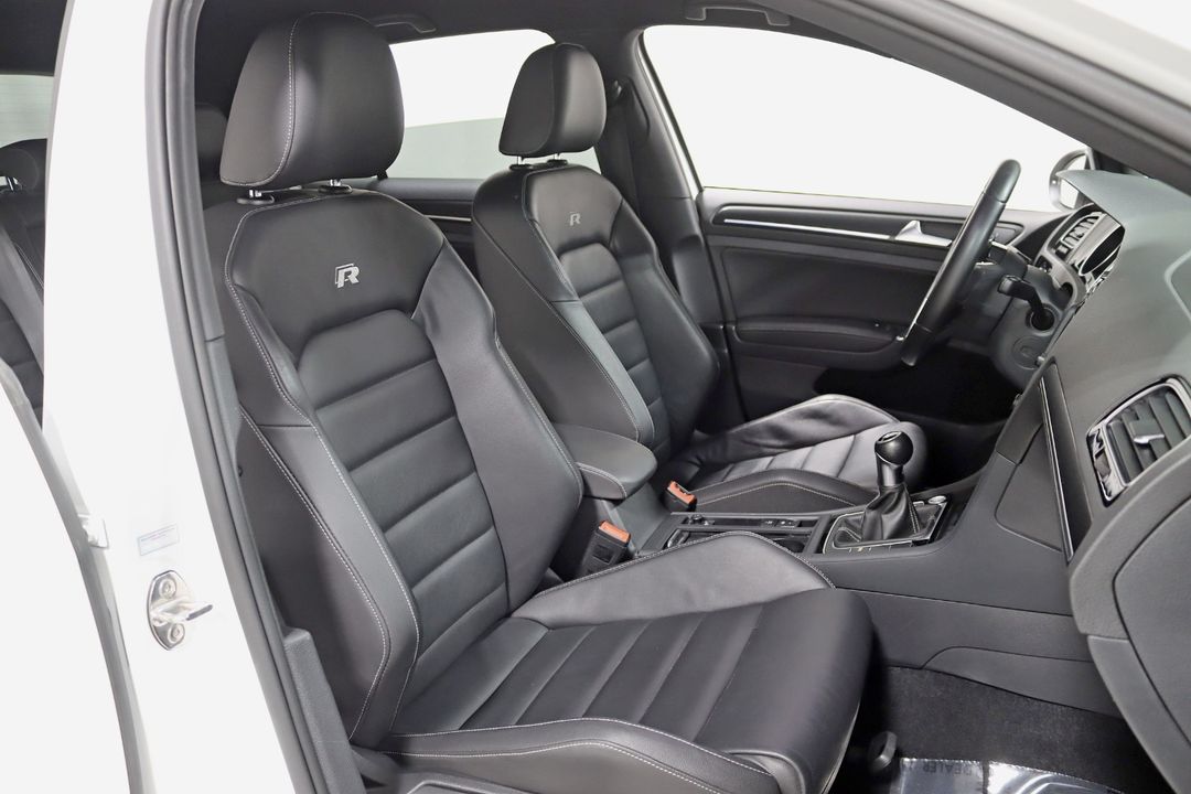 2017 Volkswagen Golf R