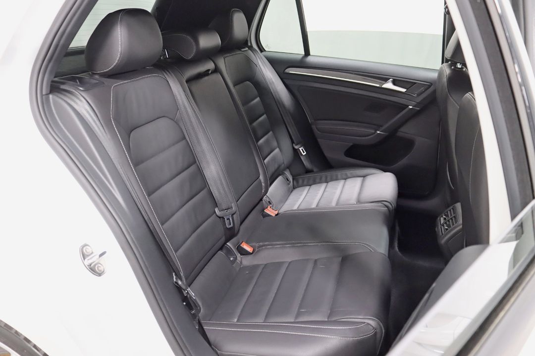2017 Volkswagen Golf R