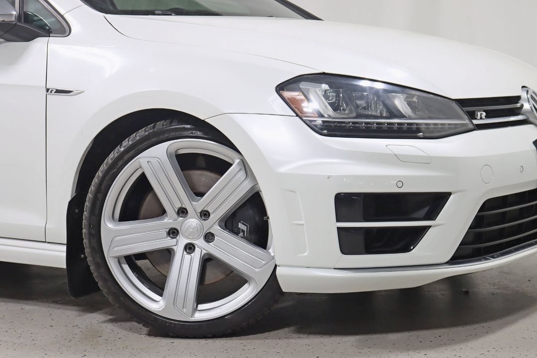 2017 Volkswagen Golf R