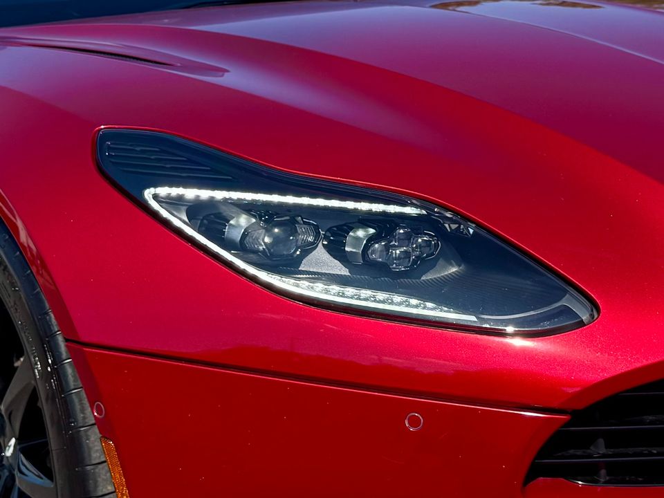 2020 Aston Martin DB11