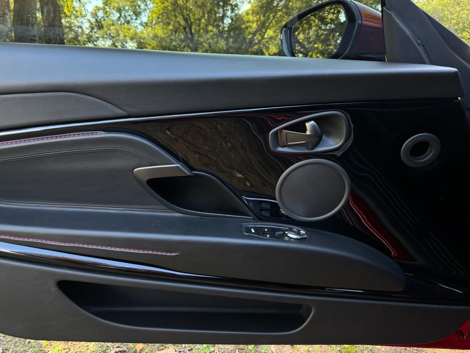 2020 Aston Martin DB11